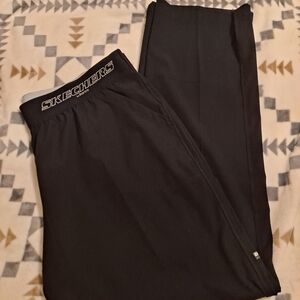 Skecher's blk scrub pants